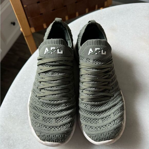 APL Shoes - WOMENS APL TECH LOOM TENNIS SHOES SIZE 8
